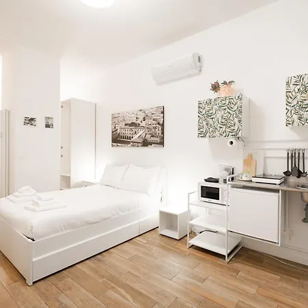 Minerva, Elegant In The Center Apartment Bologna