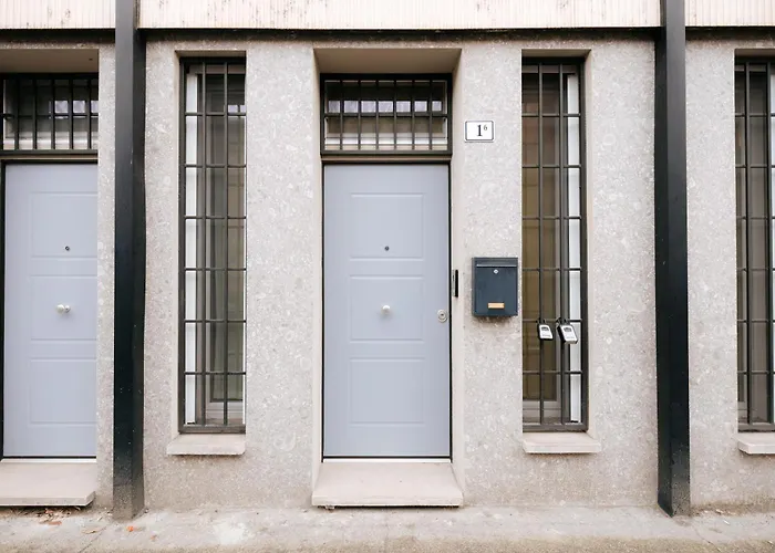 Minerva, Elegant In The Center شقة